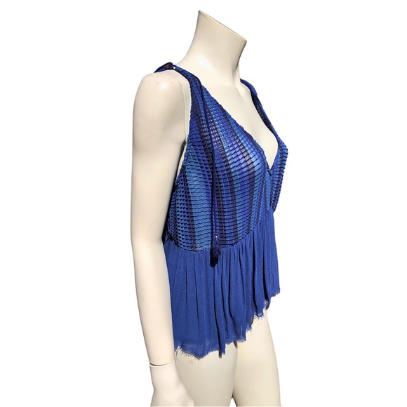 AKEMI + KIN NWOT Anthropologie BLUE Sleeveless Blousy Boho Halter Chemise Top M - Picture 6 of 12